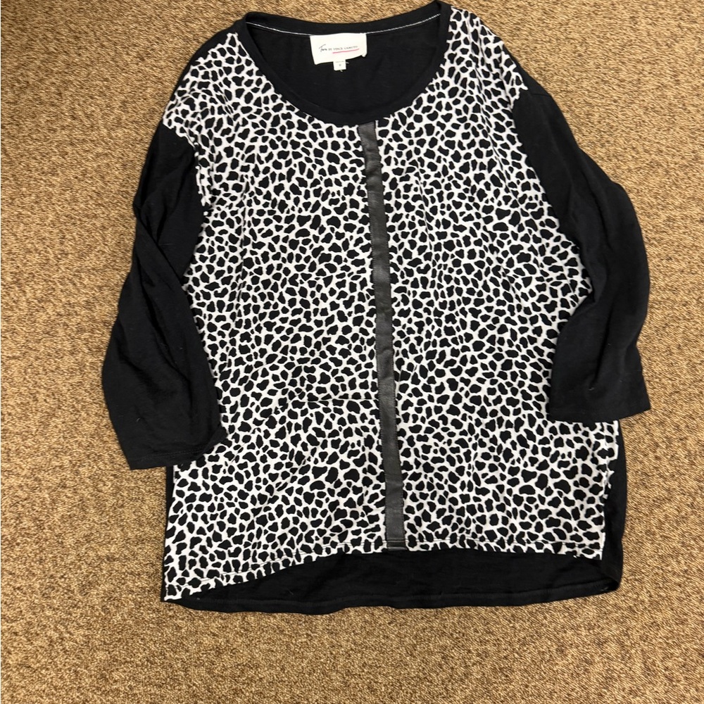 Chico's Black and White Animal Print Long Sleeve Top